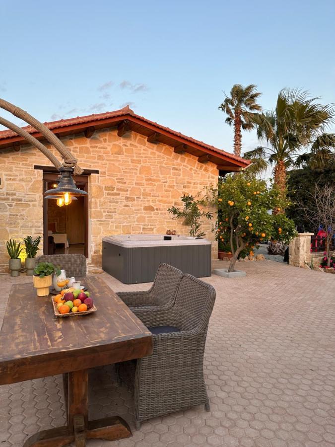 Villa Aspasia With Private Jacuzzi - Oasis Resort Kokkinos Pirgos Exterior photo